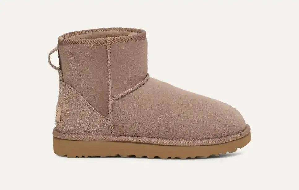 1016222 W CLASSIC MINI II CARIBOU UGG
