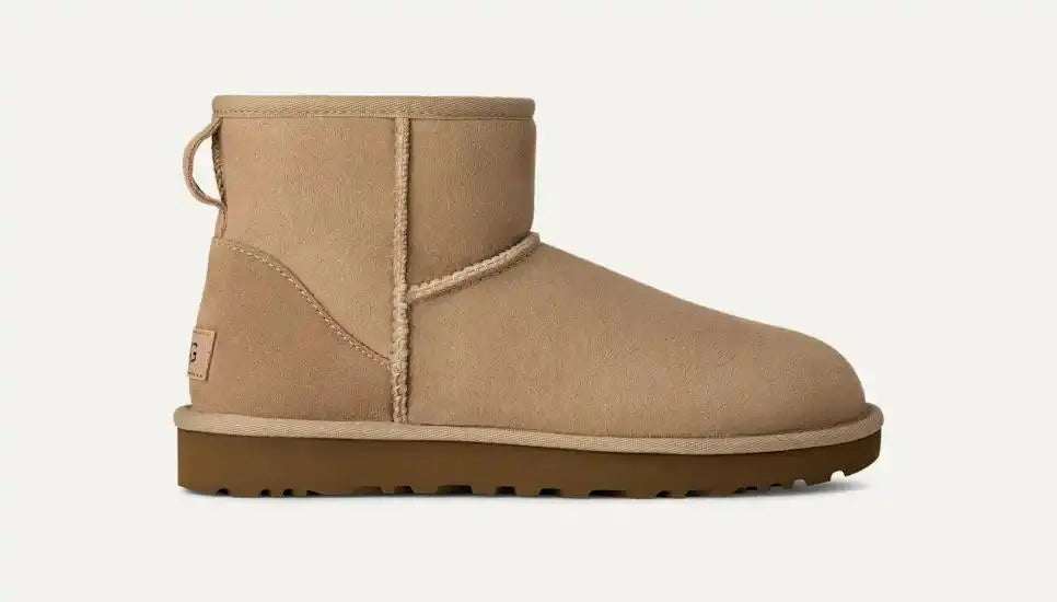 1016222 W CLASSIC MINI II SAND UGG