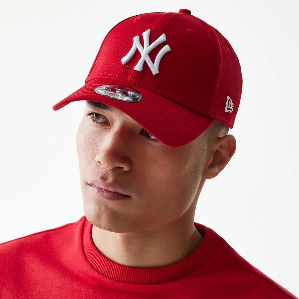 10531 940 LEAGUE BASIC ROSSO NEWERA