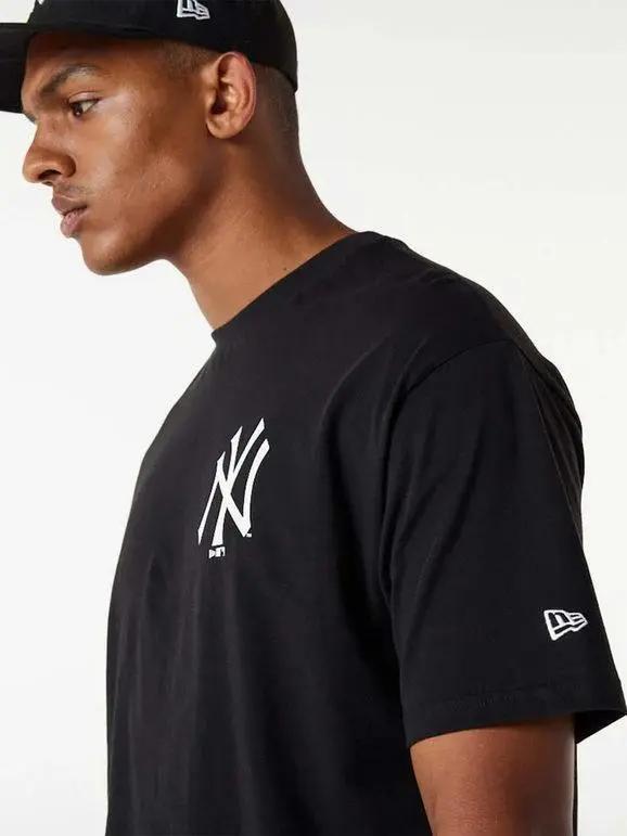 12195 MLB BIG LOGO OVERSIZE TEE NERO NEWERA