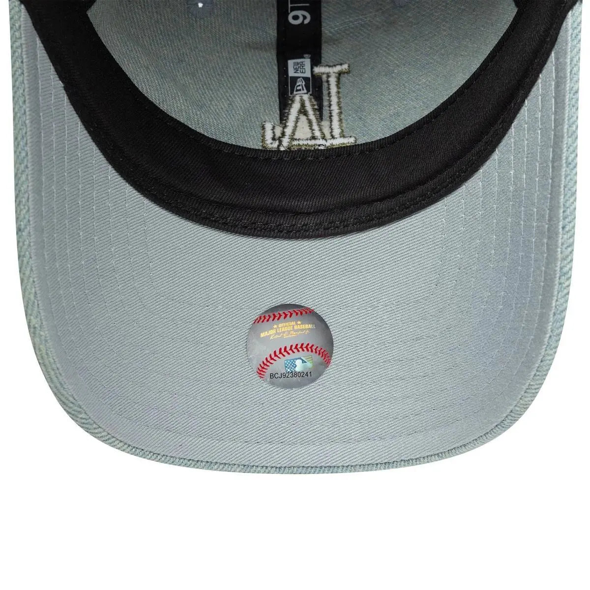 60667 WMNS DENIM 9TWENTY JEANS CHIARO NEWERA