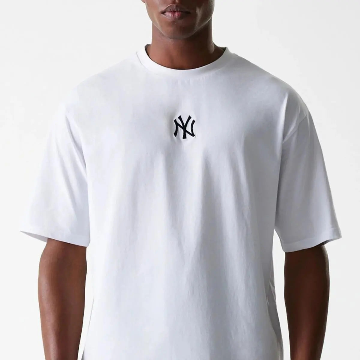 60675 NOS MLB LE MIDI OS TEE BIANCO NEWERA