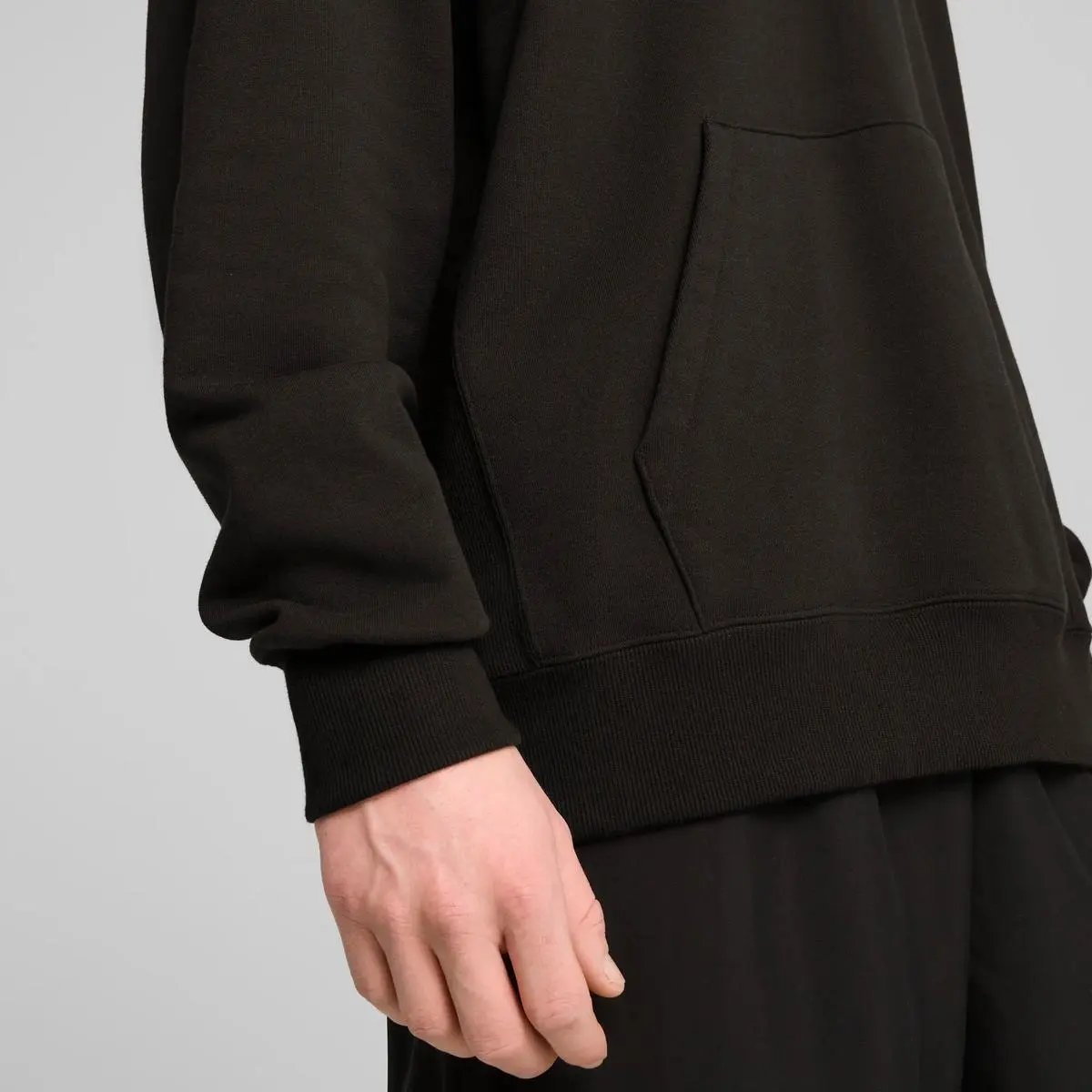 629648 WARDROBE ESS RELAXED NERO PUMA