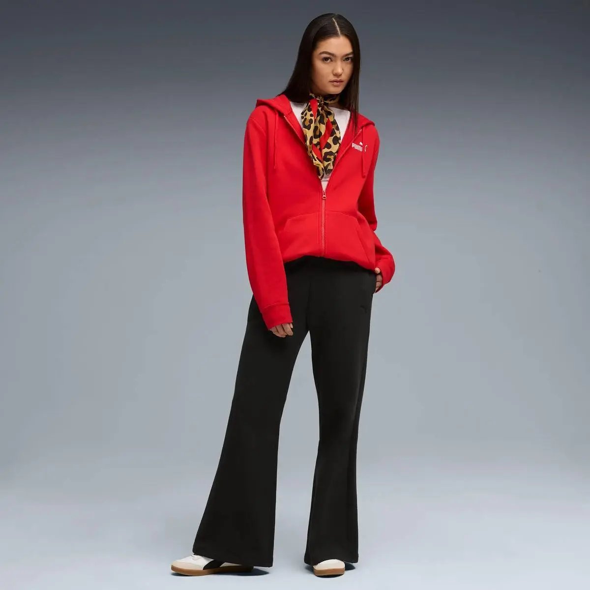 633010 HER STRAIGHT PANTS FL NERO PUMA