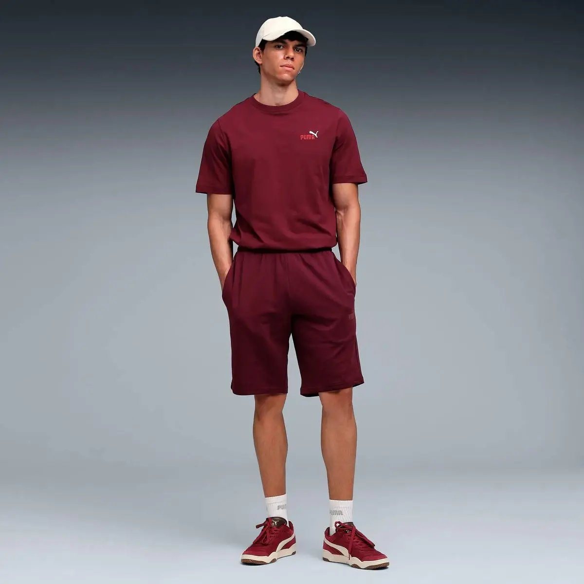684717 ESS 2 COLOR SMALL LOGO TEE BORDEAUX PUMA