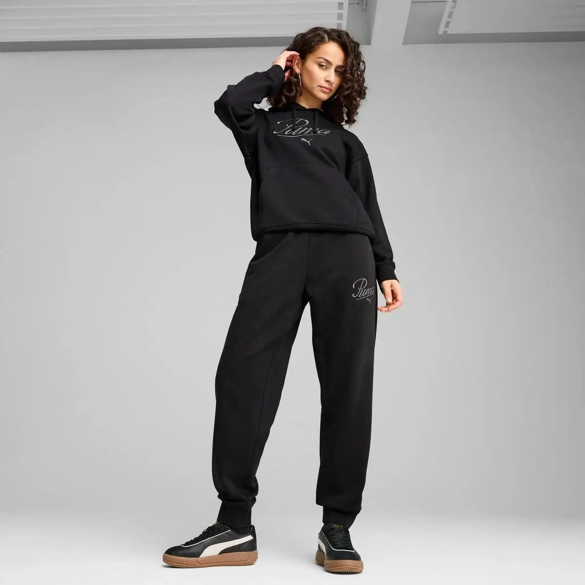684985 SCRIPT COMFORT SWEARPANTS NERO PUMA