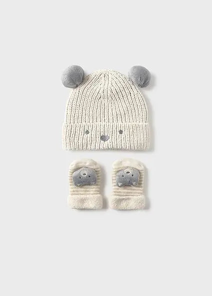 9933 SET CAPPELLO E CALZINI CERAMICA MAYORAL