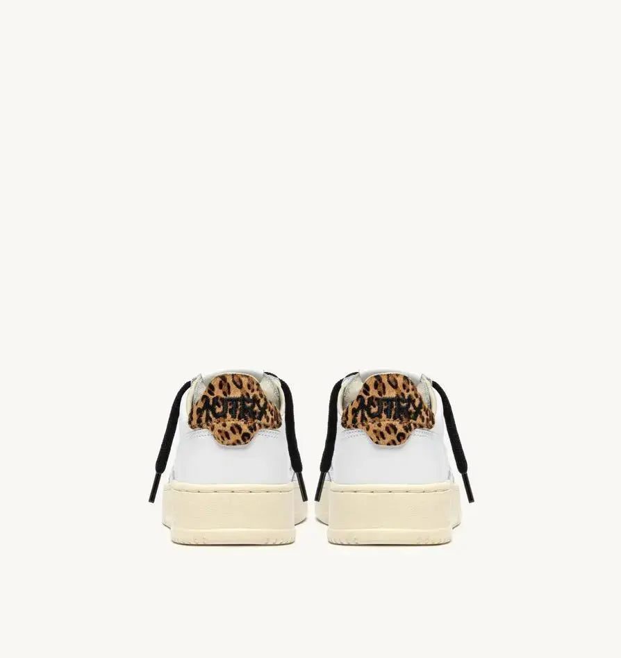 AULW-OC01 MEDALIST LOW WOM BIANCO/LEOPARD AUTRY