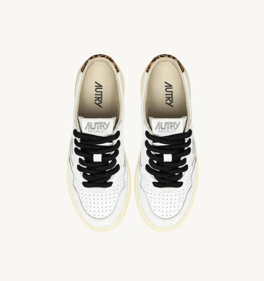 AULW-OC01 MEDALIST LOW WOM BIANCO/LEOPARD AUTRY
