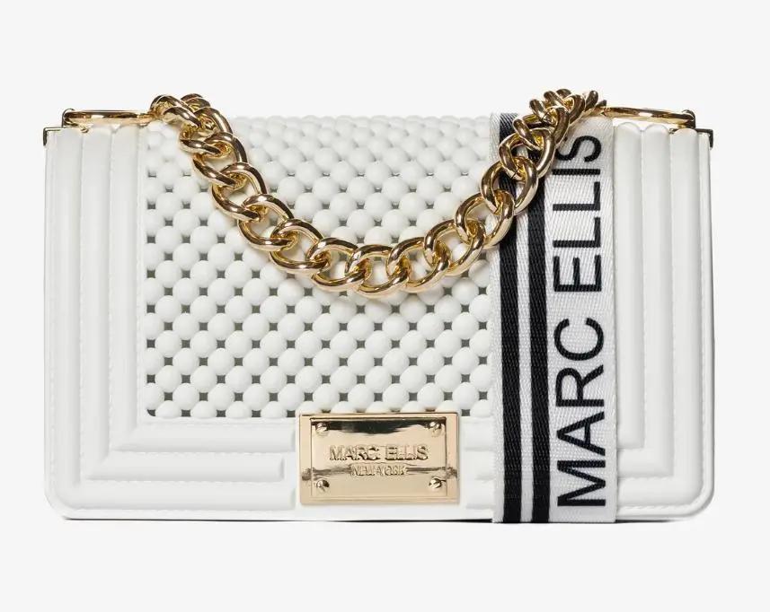 505293_32290|63d09f2f4f4a442f9488e76d6a488aca