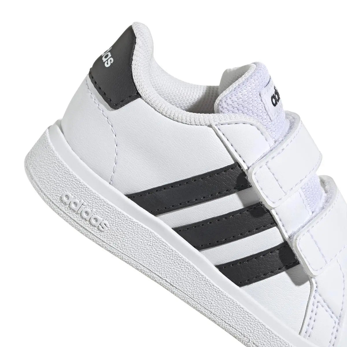 GW6527 GRAND COURT 2.0 CF BIANCO/NERO ADIDAS