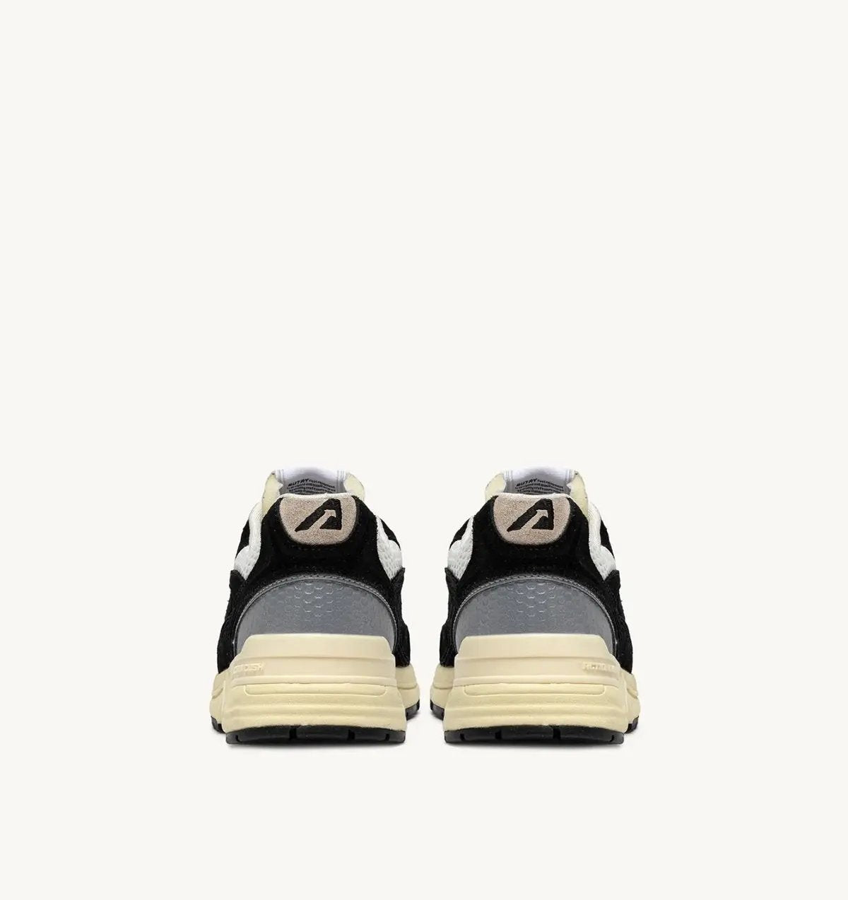 HYLMUM07 SNEAKERS NERO AUTRY