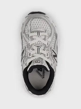 IZ740 SCARPA LIFESTYLE GRIGIO/NERO NEW BALANCE