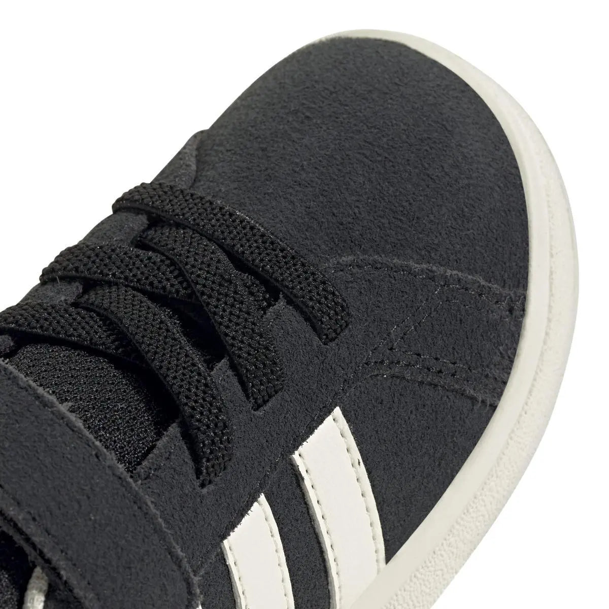 JR0779 GRAND COURT 00s EL NERO/BIANCO ADIDAS
