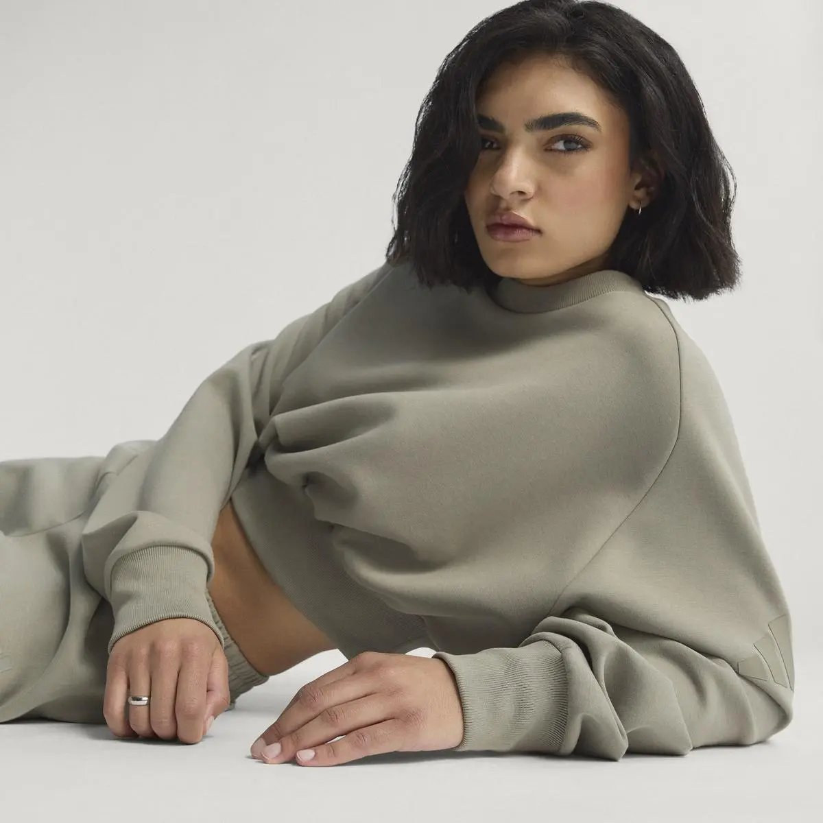 JW5070 W ALL SNZ SL SW BEIGE ADIDAS