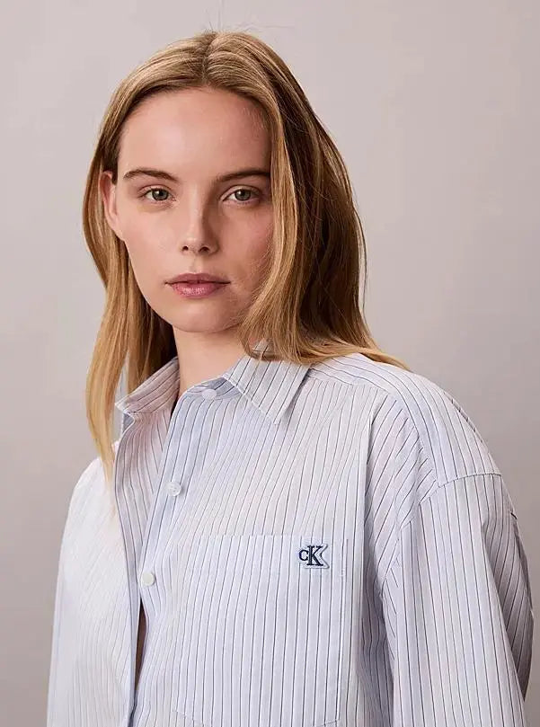 LV047F105G YARNDYE COTTON POPLIN CROPPED SH AZZURRO CALVIN KLEIN