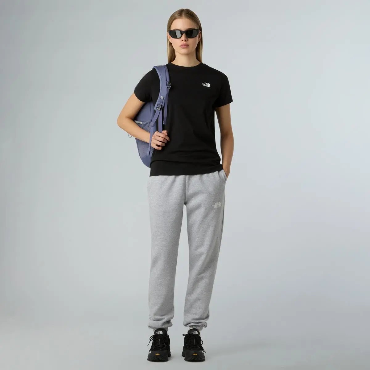 NF0A87NH W SS SD SLIM TEE NERO THE NORTH FACE