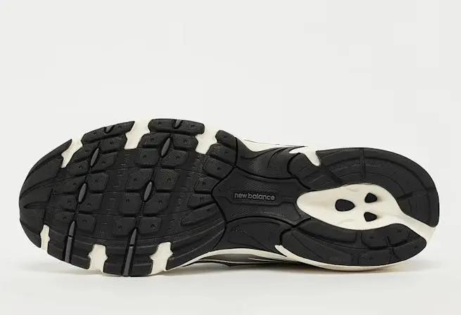 U740 SCARPA LIFESTYLE BIANCO/SILVER/NERO NEW BALANCE