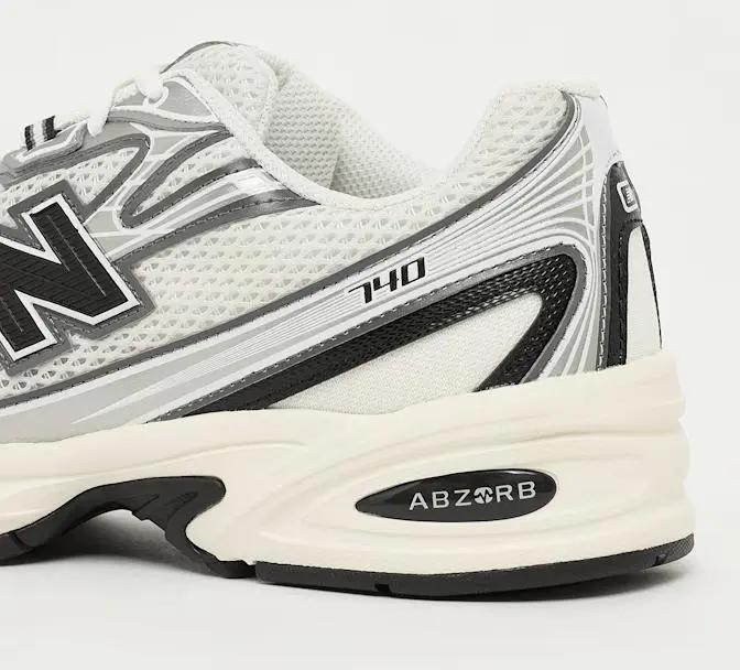 U740 SCARPA LIFESTYLE BIANCO/SILVER/NERO NEW BALANCE