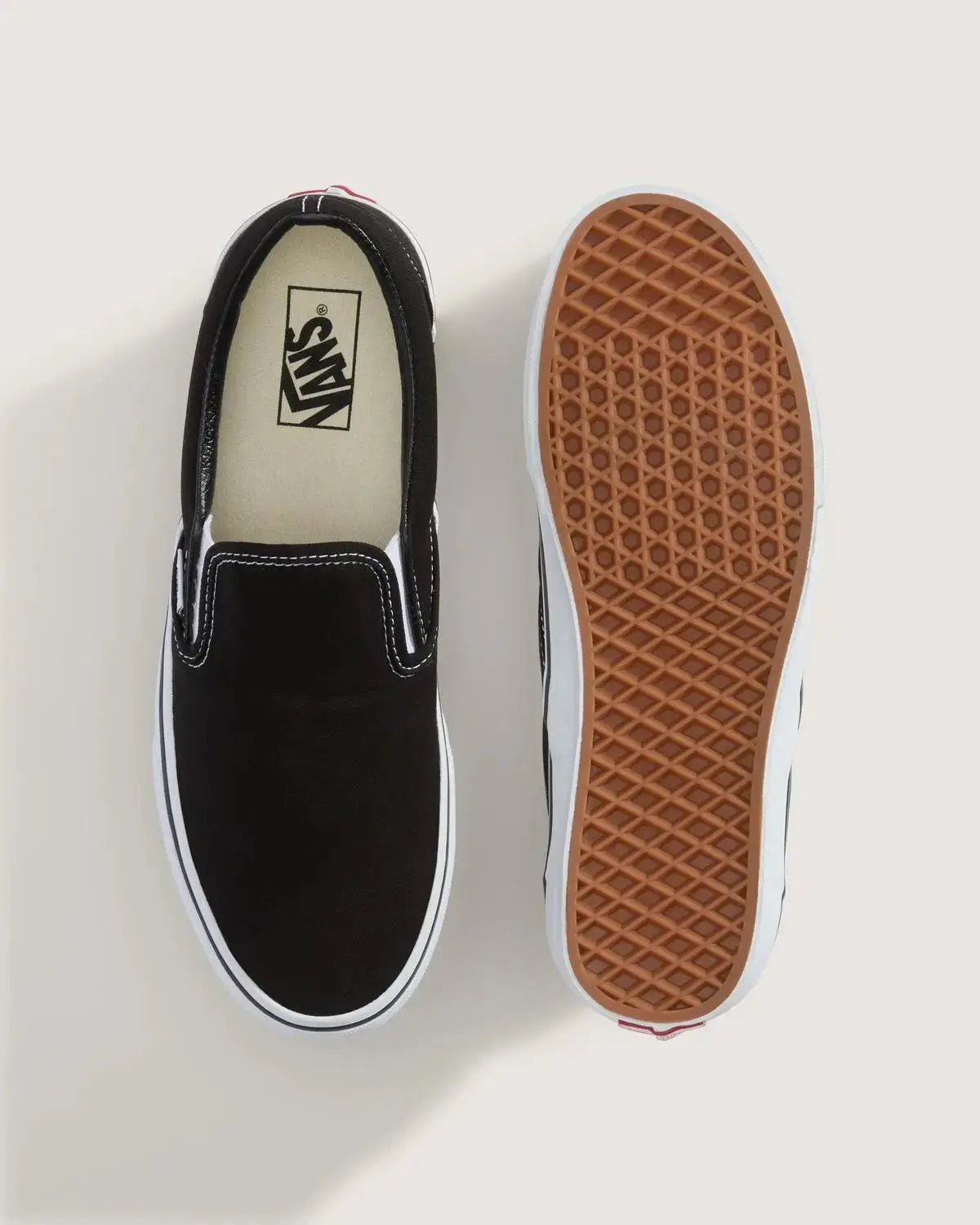 VN000EYE CLASSIC SLIP-ON NERO VANS