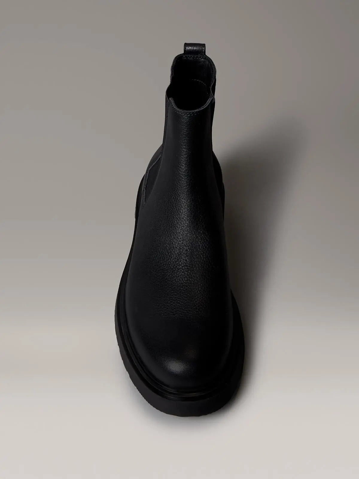 YM0YM01374 COMBAT ESS CHELSEA BOOT LTH NERO CALVIN KLEIN