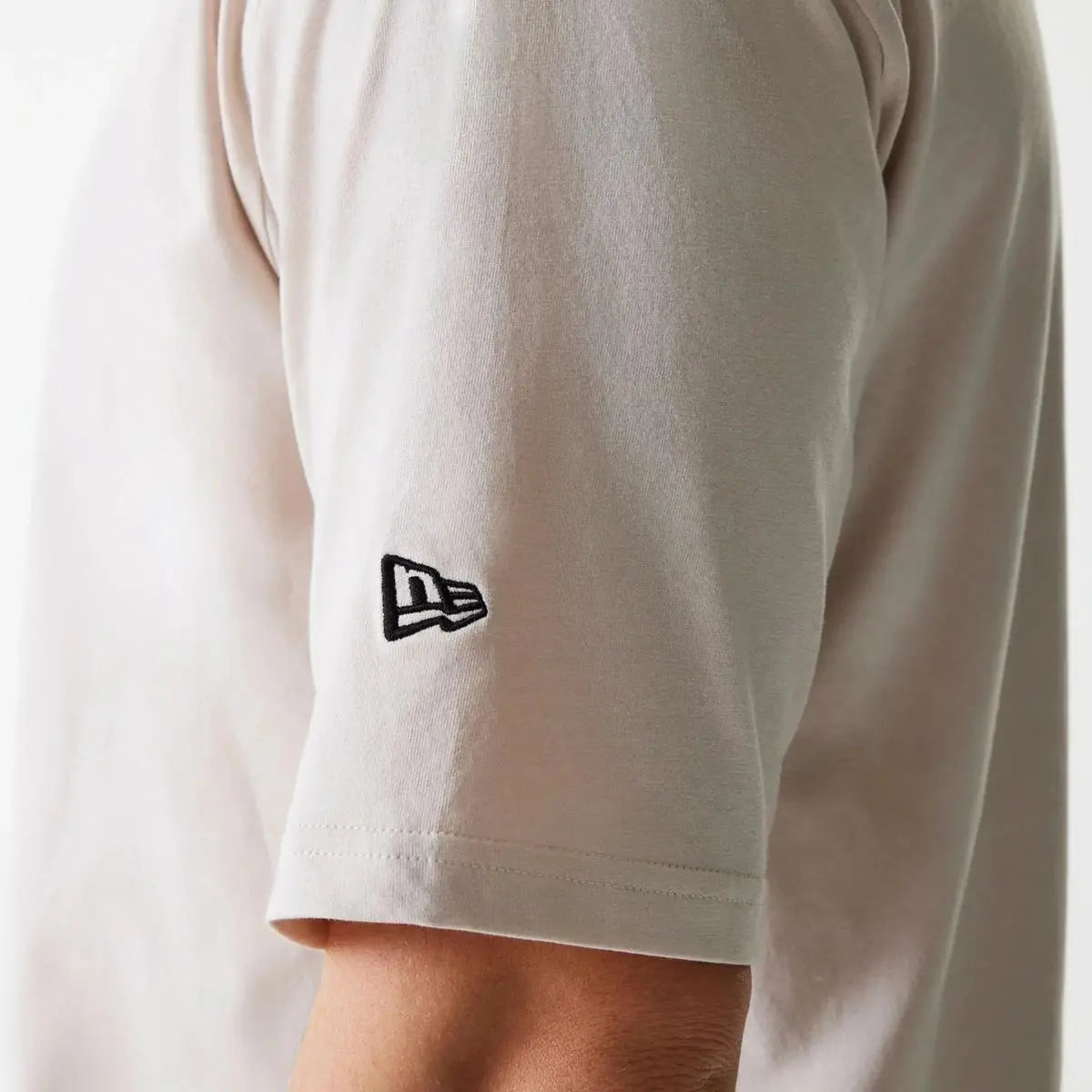 60675 NOS MLB LE MIDI OS TEE BEIGE NEWERA