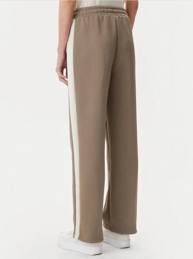 501539_32280_0|ef89c39440a1d9cbaf822441c9aebf7c