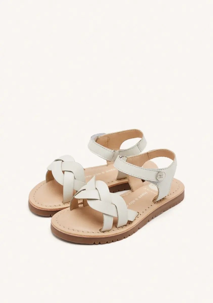 503830_23950_0|778a9902c81171d5d46f62f75673f176