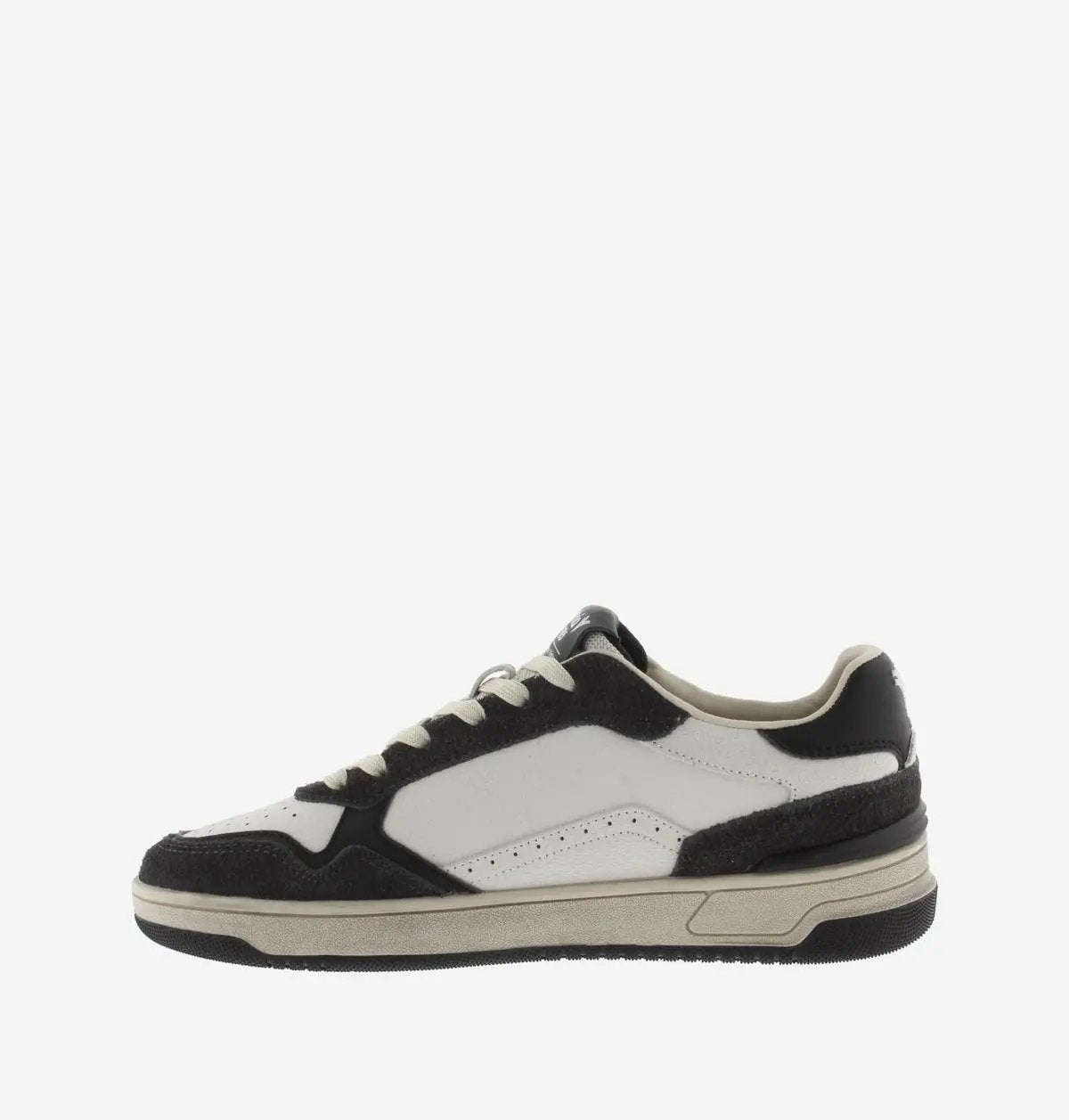 8800120 SCARPA NERO VICTORIA