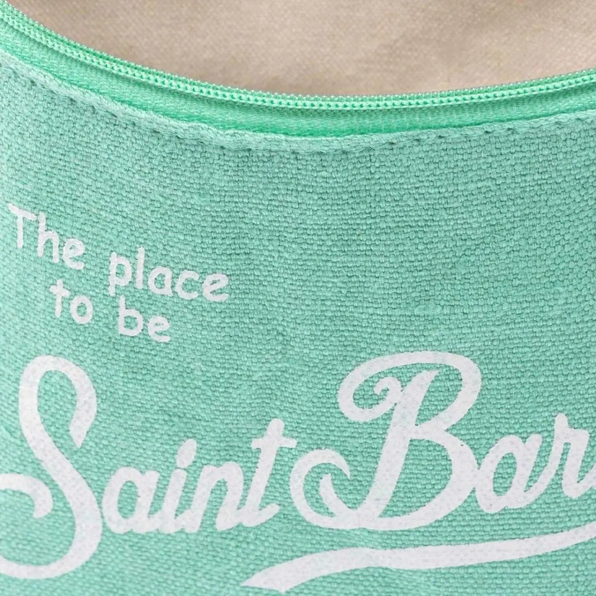 505045_33121_0|593c188f4cfd421c1af3ea7accaa565c