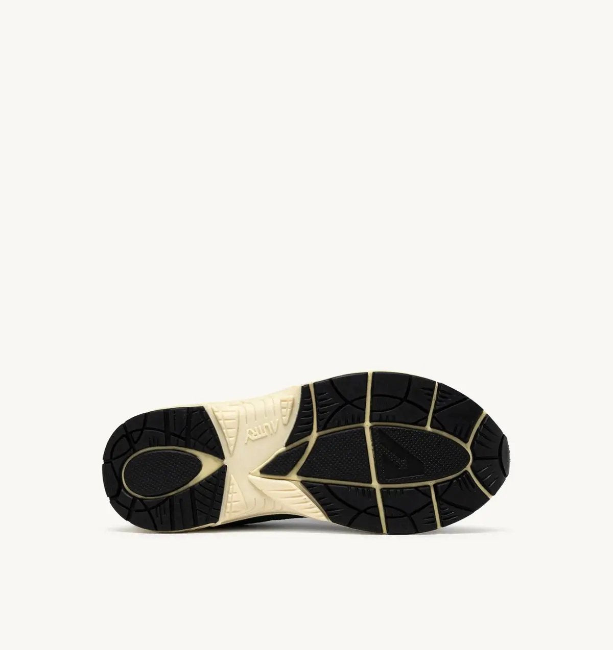 HYLMUM07 SNEAKERS NERO AUTRY