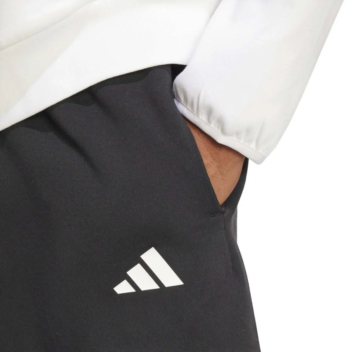JD4956 M FI SL SHORT NERO ADIDAS