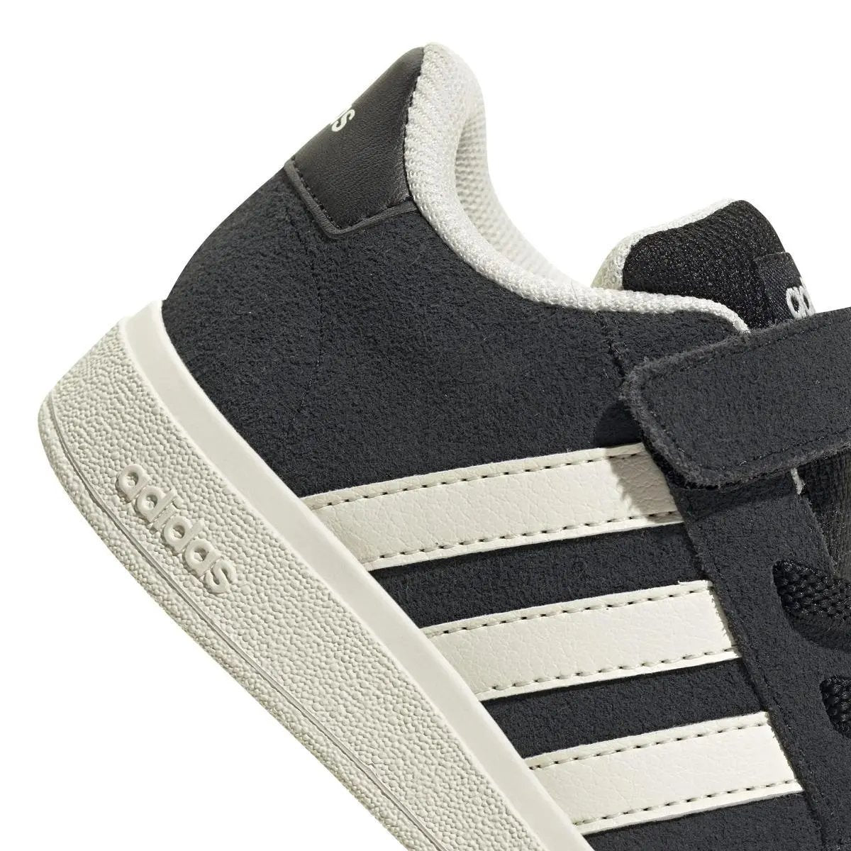 JR0779 GRAND COURT 00s EL NERO ADIDAS