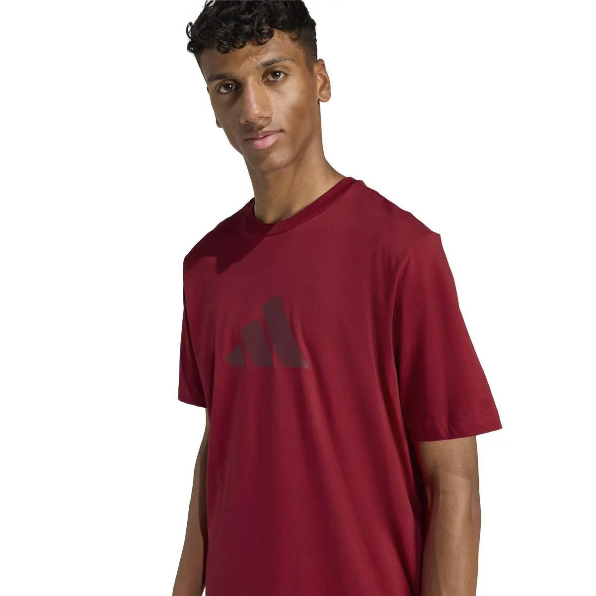 KD7647 M FI SL T BORDEAUX ADIDAS