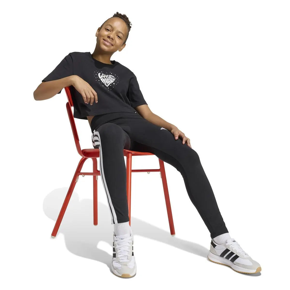 KG9226 JG GLAM T NERO ADIDAS