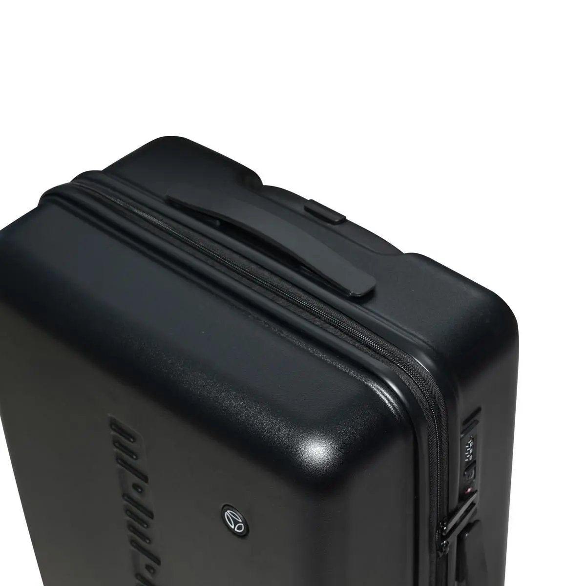 MO-01 TRAVEL BAG NERO MOMO DESIGN