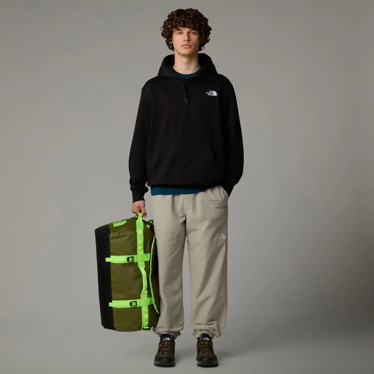 NF0A89ES M ESSENTIAL RX HOODIE NERO THE NORTH FACE