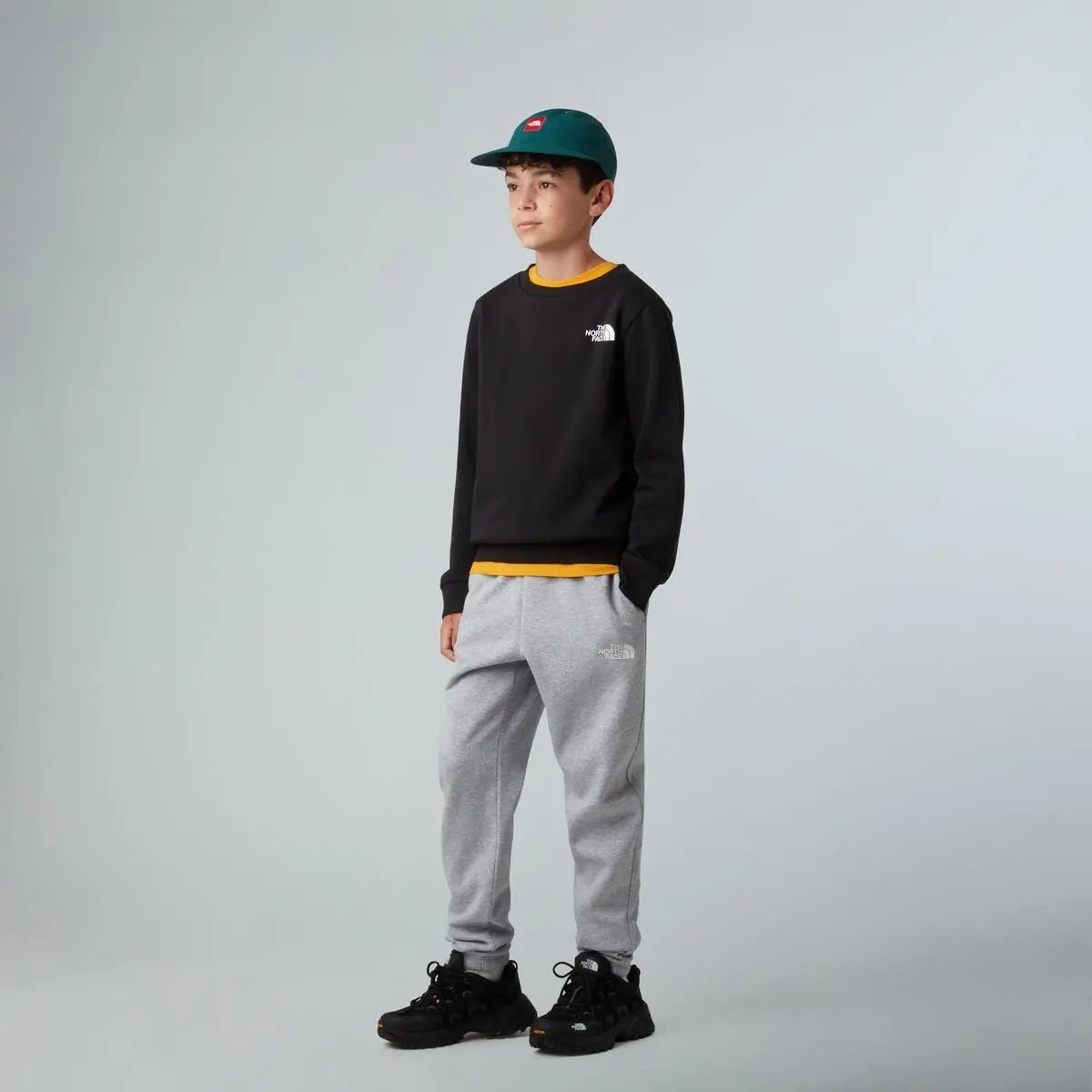 NF0A8AXY TEEN SIMPLE DOMECREW TNF NERO THE NORTH FACE