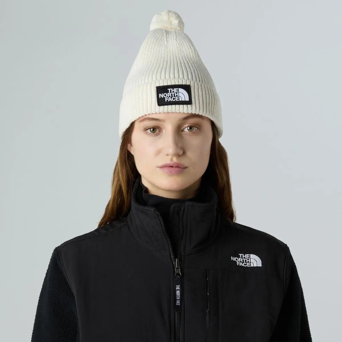 NF0A8CHF TNF LOGO BOX POM BEANIE PANNA THE NORTH FACE