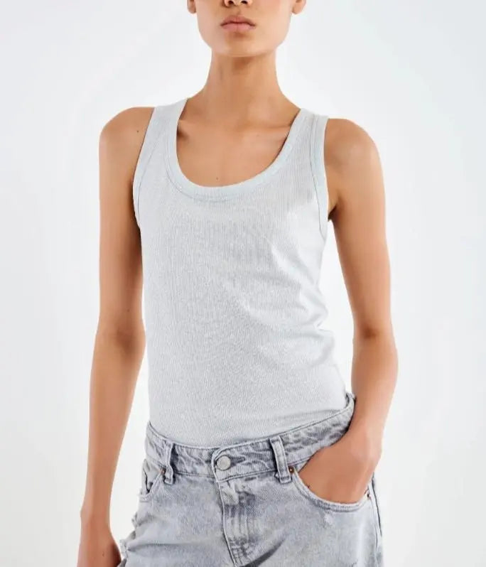 510647_13735|357f0393a7845429e21fb2592c926338