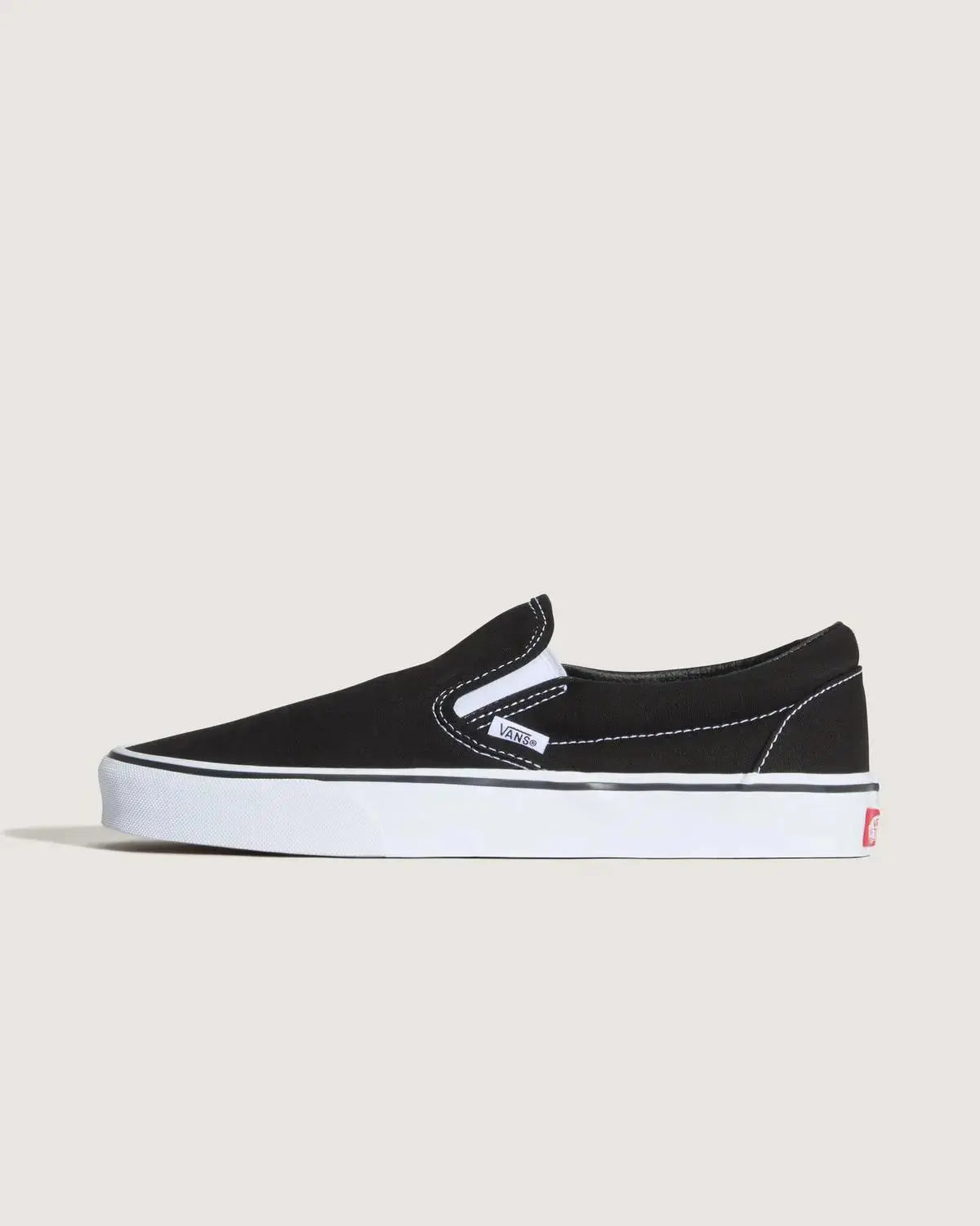 VN000EYE CLASSIC SLIP-ON NERO VANS