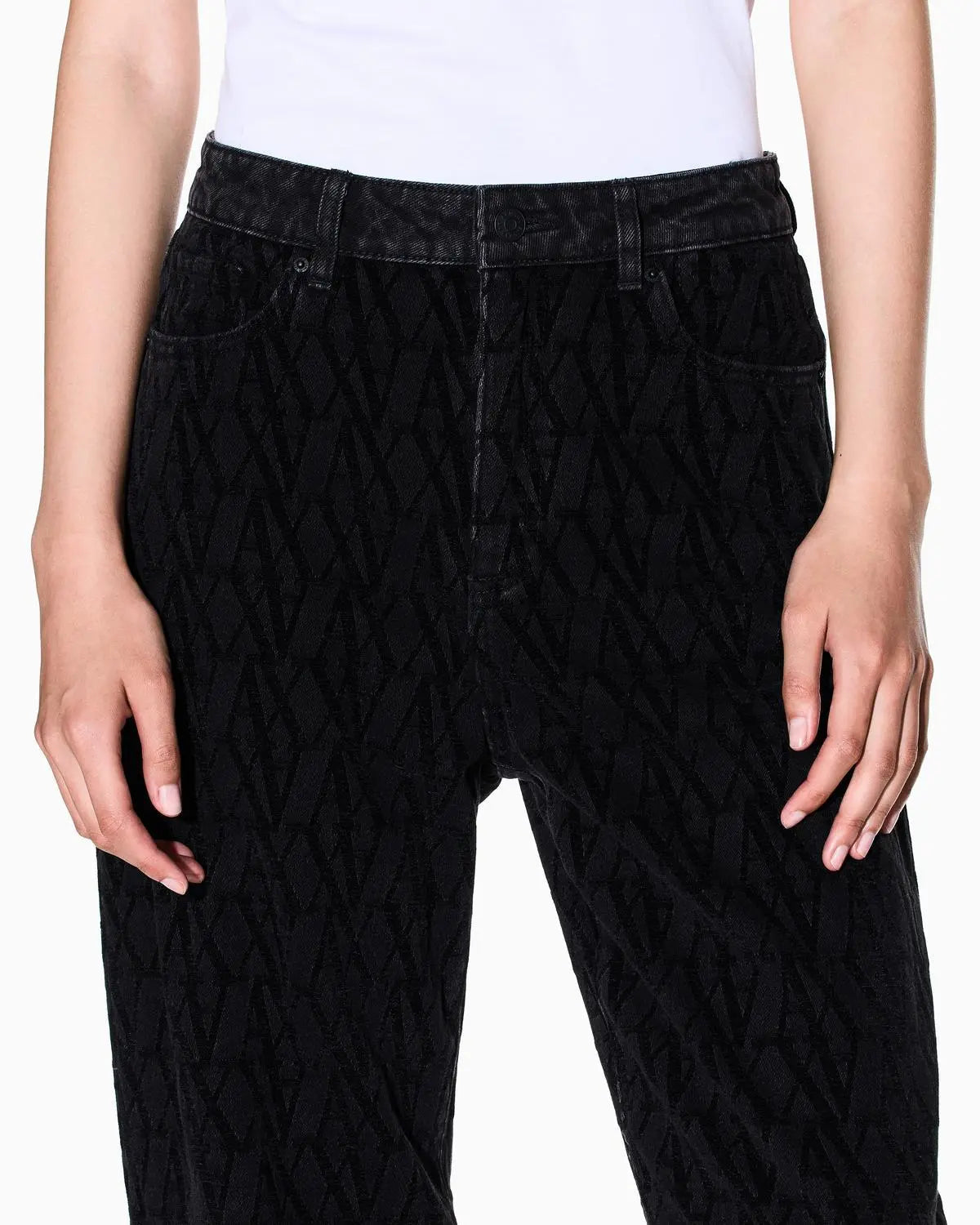 XW000100 AF16092 PANT.5 TASCHE NERO ARMANI